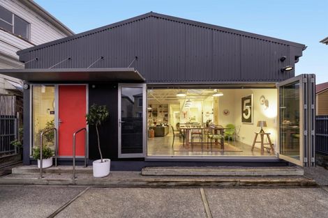 Photo of property in 11 Kensington Street, Te Aro, Wellington, 6011