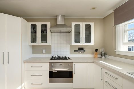 Photo of property in 40 De Lautour Road, Inner Kaiti, Gisborne, 4010