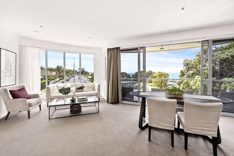Photo of property in 1/7 The Promenade, Takapuna, Auckland, 0622