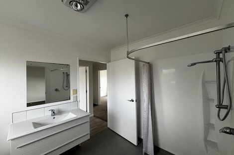 Photo of property in 369 Waihi Road, Normanby, Hawera, 4614