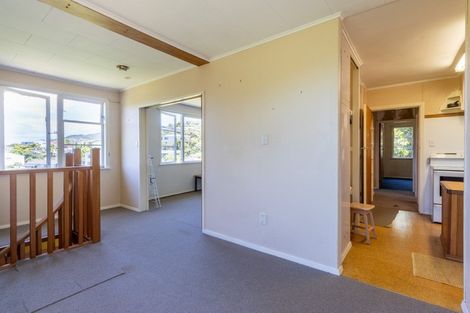 Photo of property in 79 Salford Street, Newlands, Wellington, 6037