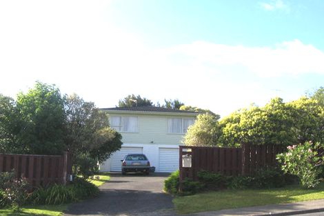 Photo of property in 11 Hume Drive, Hillcrest, Auckland, 0627