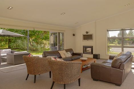Photo of property in 9 Taunui Place, Cooks Beach, Whitianga, 3591