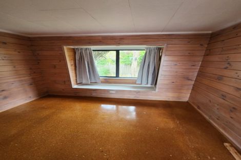 Photo of property in 21 Waiora Road, Stanmore Bay, Whangaparaoa, 0932