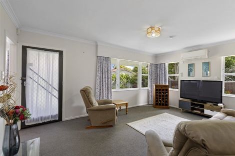 Photo of property in 13a Wai-iti Crescent, Woburn, Lower Hutt, 5010
