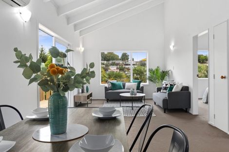 Photo of property in 38 Sunvale Place, Gate Pa, Tauranga, 3112