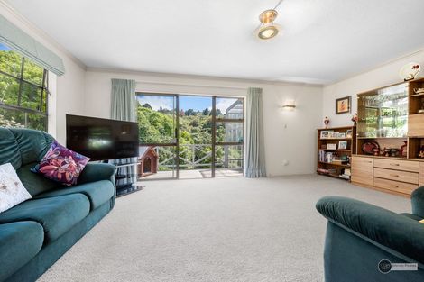 Photo of property in 3a Panorama Grove, Harbour View, Lower Hutt, 5010