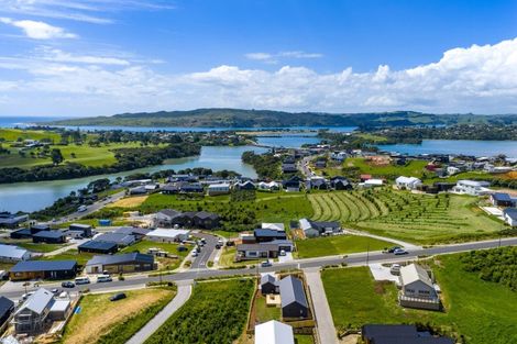 Photo of property in 102 Omahina Street, Raglan, 3225