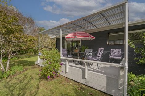 Photo of property in 10a Parkland Place, Whitianga, 3510