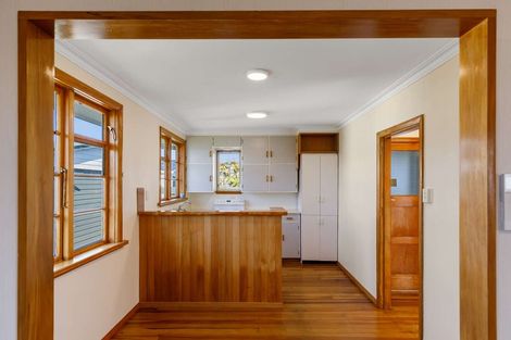 Photo of property in 36 Bowen Street, Levin, 5510