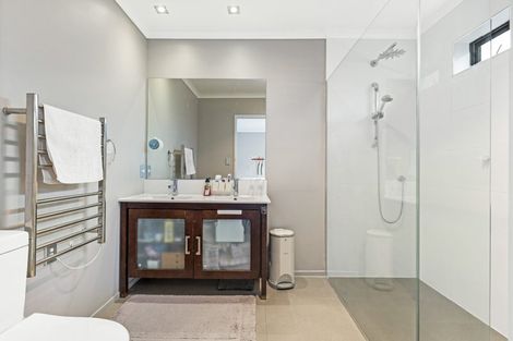 Photo of property in 20 Denham Court, Flagstaff, Hamilton, 3210