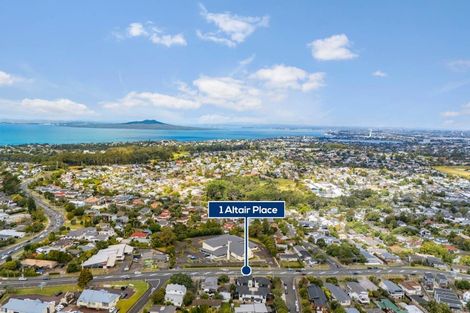 Photo of property in 1b Altair Place, Windsor Park, Auckland, 0632