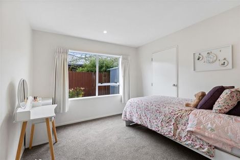 Photo of property in 8 Thornlea Place, Halswell, Christchurch, 8025