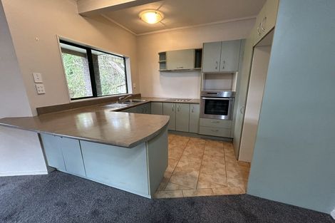 Photo of property in 223 Woodlands Park Road, Titirangi, Auckland, 0604