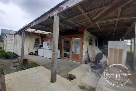 Photo of property in 184 Paparoa Station Road, Paparoa, 0571