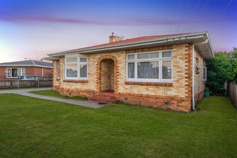 Photo of property in 76 Claude Street, Fairfield, Hamilton, 3214