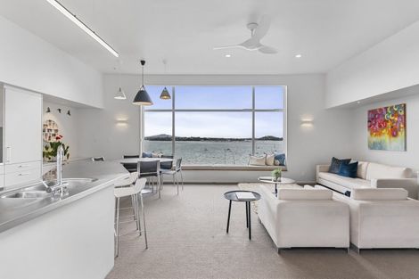 Photo of property in 69c Princes Street, Northcote Point, Auckland, 0627