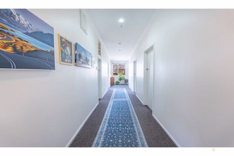 Photo of property in 60 Timaru Road, Waimate, 7924