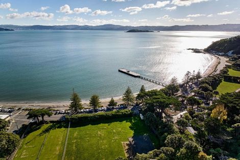 Photo of property in 10 Tui Road, Days Bay, Lower Hutt, 5013