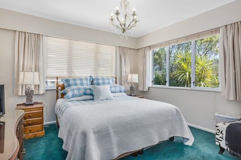 Photo of property in 4 Ranui Terrace, Tawa, Wellington, 5028