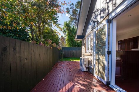 Photo of property in 90 Kawaha Point Road, Kawaha Point, Rotorua, 3010