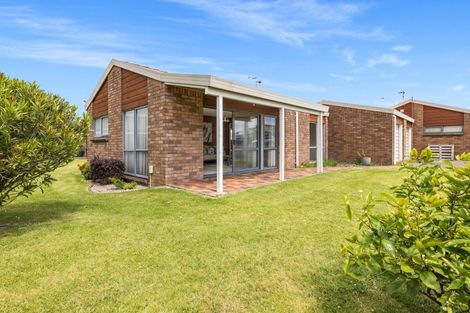 Photo of property in Puriri Village, 14/3 Puriri Street, Mount Maunganui, 3116