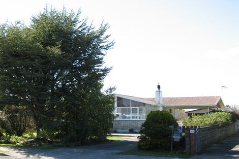 Photo of property in 9 Grey Street, Marton, 4710