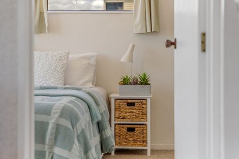 Photo of property in 10 Walton Road, Paraparaumu Beach, Paraparaumu, 5032