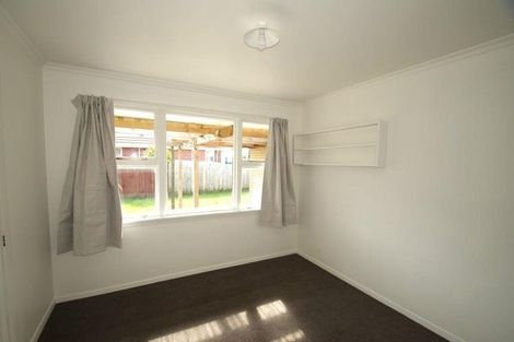 Photo of property in 5 Cheam Street, Dallington, Christchurch, 8061