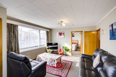 Photo of property in 1/403 Eastbourne Street East, Hastings, 4122