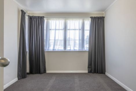 Photo of property in 31 Douglas Crescent, Fairfield, Hamilton, 3214