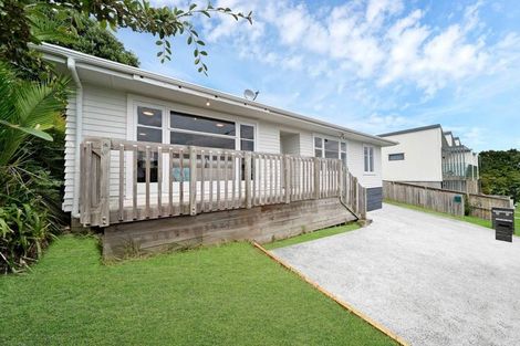 Photo of property in 53a Sylvan Crescent, Te Atatu South, Auckland, 0610