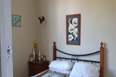 Photo of property in 1 Ngapuhi Street, Saint Johns Hill, Whanganui, 4501