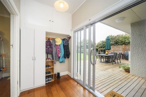 Photo of property in 12 Poole Street, Feilding, 4702