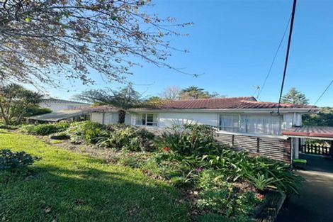 Photo of property in 104 Glendale Road, Glen Eden, Auckland, 0602