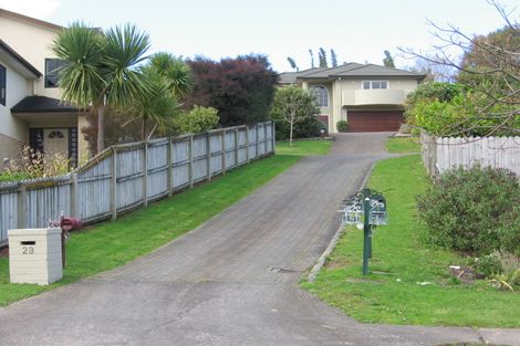 Photo of property in 19 Eynsham Court, Dannemora, Auckland, 2016
