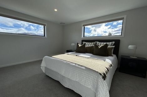 Photo of property in 19 Walton Way, Lower Shotover, 9304