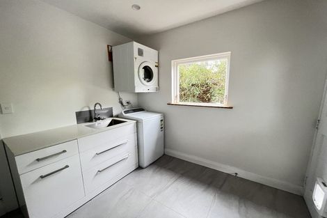 Photo of property in 14 Roys Road, Plimmerton, Porirua, 5026