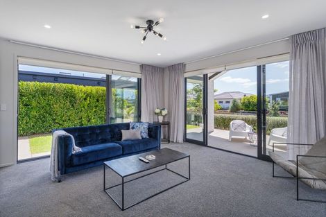 Photo of property in 6 Awatea Drive, Whitianga, 3510