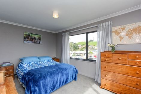 Photo of property in 3 Stuart Place, Blagdon, New Plymouth, 4310