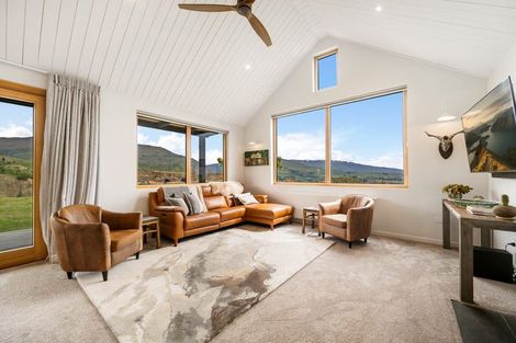 Photo of property in 112 Hall Road, Bannockburn, Cromwell, 9384