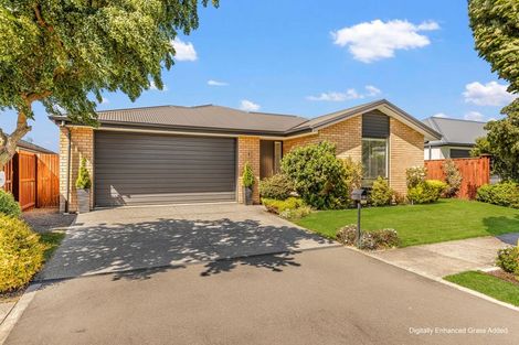 Photo of property in 18 Lansdowne Way, Rolleston, 7615