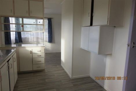 Photo of property in 16 Ascot Avenue, Henderson, Auckland, 0610