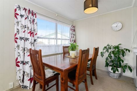 Photo of property in 17 Chaucer Place, Owhata, Rotorua, 3010