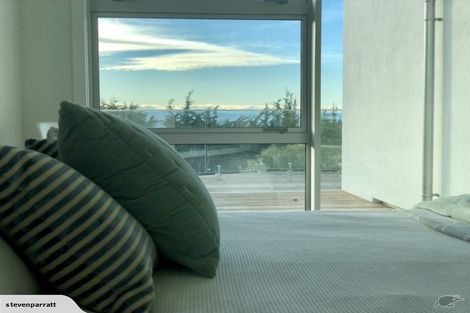 Photo of property in 1 Gardenhill Lane, Redcliffs, Christchurch, 8081