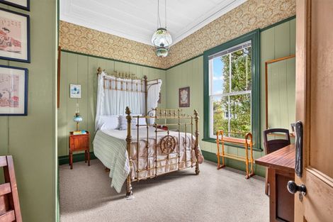 Photo of property in 16 Jubilee Avenue, Devonport, Auckland, 0624