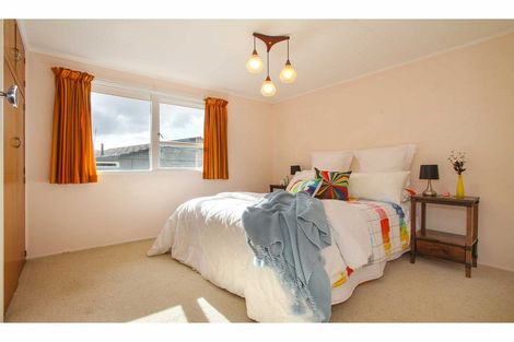 Photo of property in 15 Bishopgate Street, Birkdale, Auckland, 0626