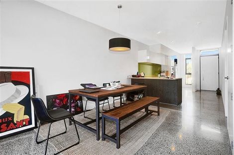 Photo of property in 25 Isitt Road, Hobsonville, Auckland, 0616