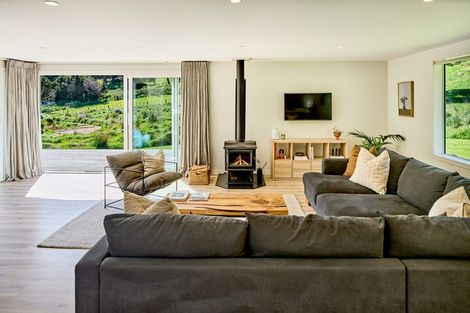 Photo of property in 302 Boom Rock Road, Ohariu, Wellington, 6037