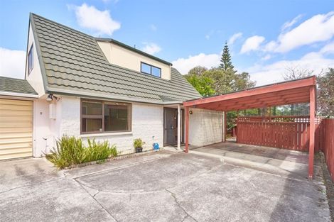 Photo of property in 4 Jarrett Court, Roslyn, Palmerston North, 4414